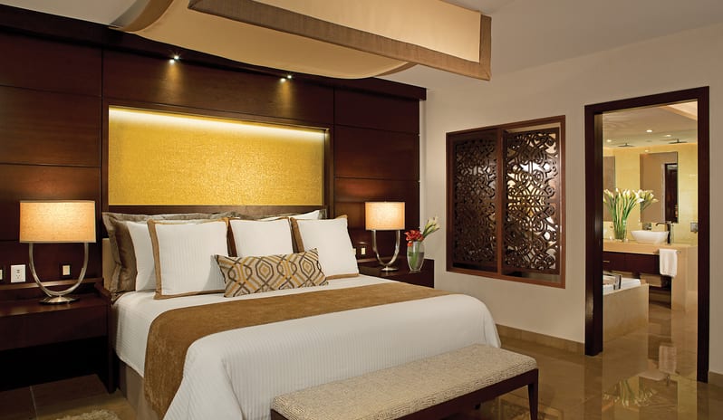 SECRETS PLAYA MUJERES - PREFERRED CLUB MASTER SUITE OCEAN FRONT WITH PRIVATE POOL BEDROOM